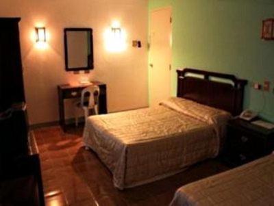 Regency Plaza Tourist Inn Bacolod Room photo